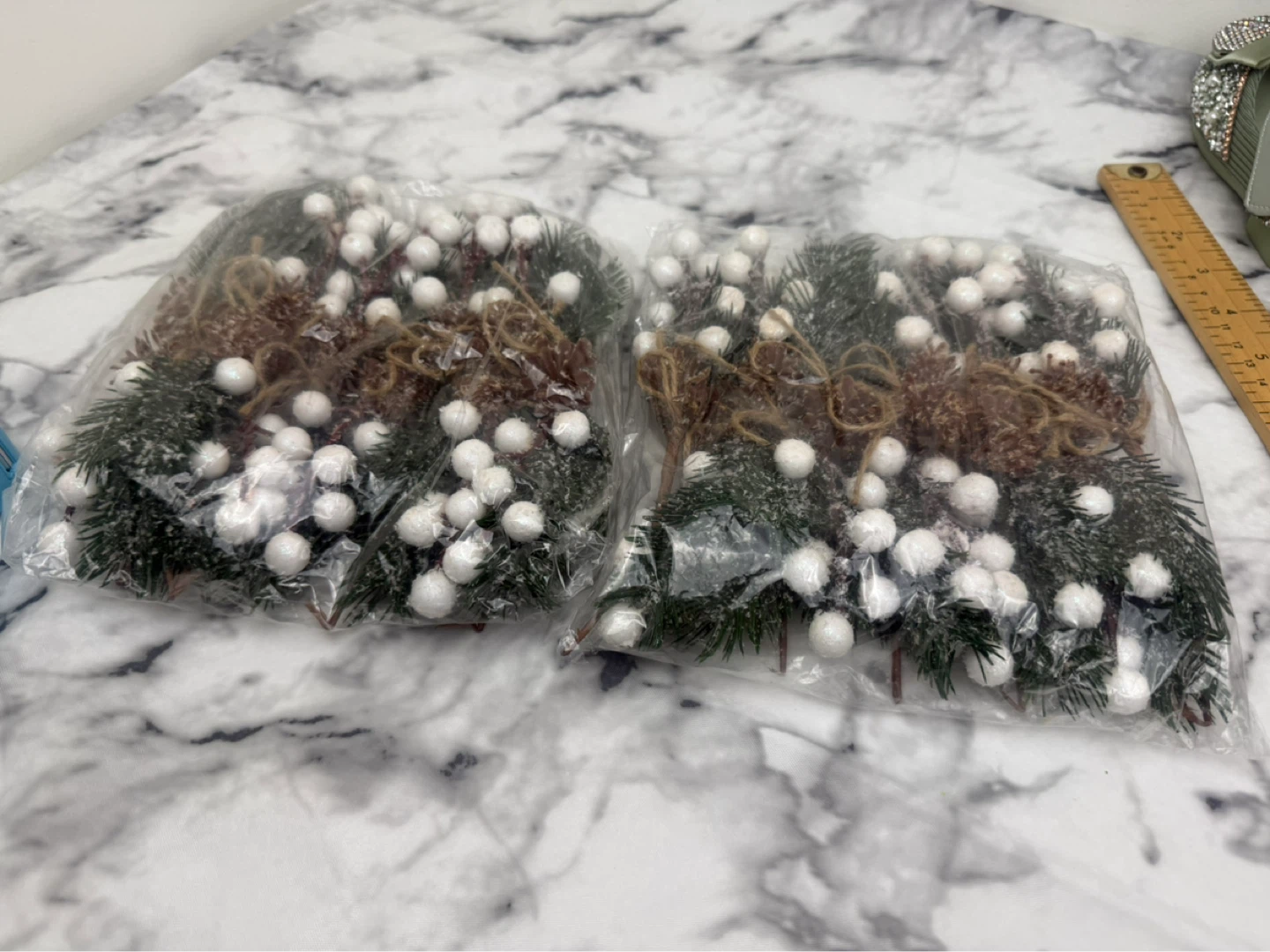 Set of 20 Christmas Artificial Pinecones with Berries Home Decor - photo 3