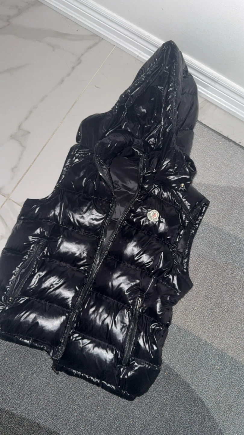 Moncler Black Puffer Vest - photo 3