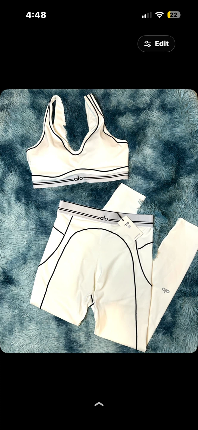 Alo Yoga White Sports Bra and Leggings Set