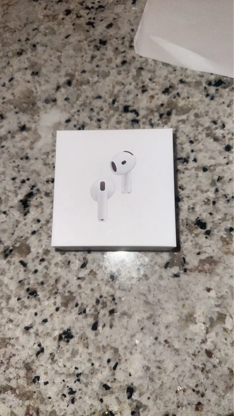 Apple AirPods Pro (4th Gen)