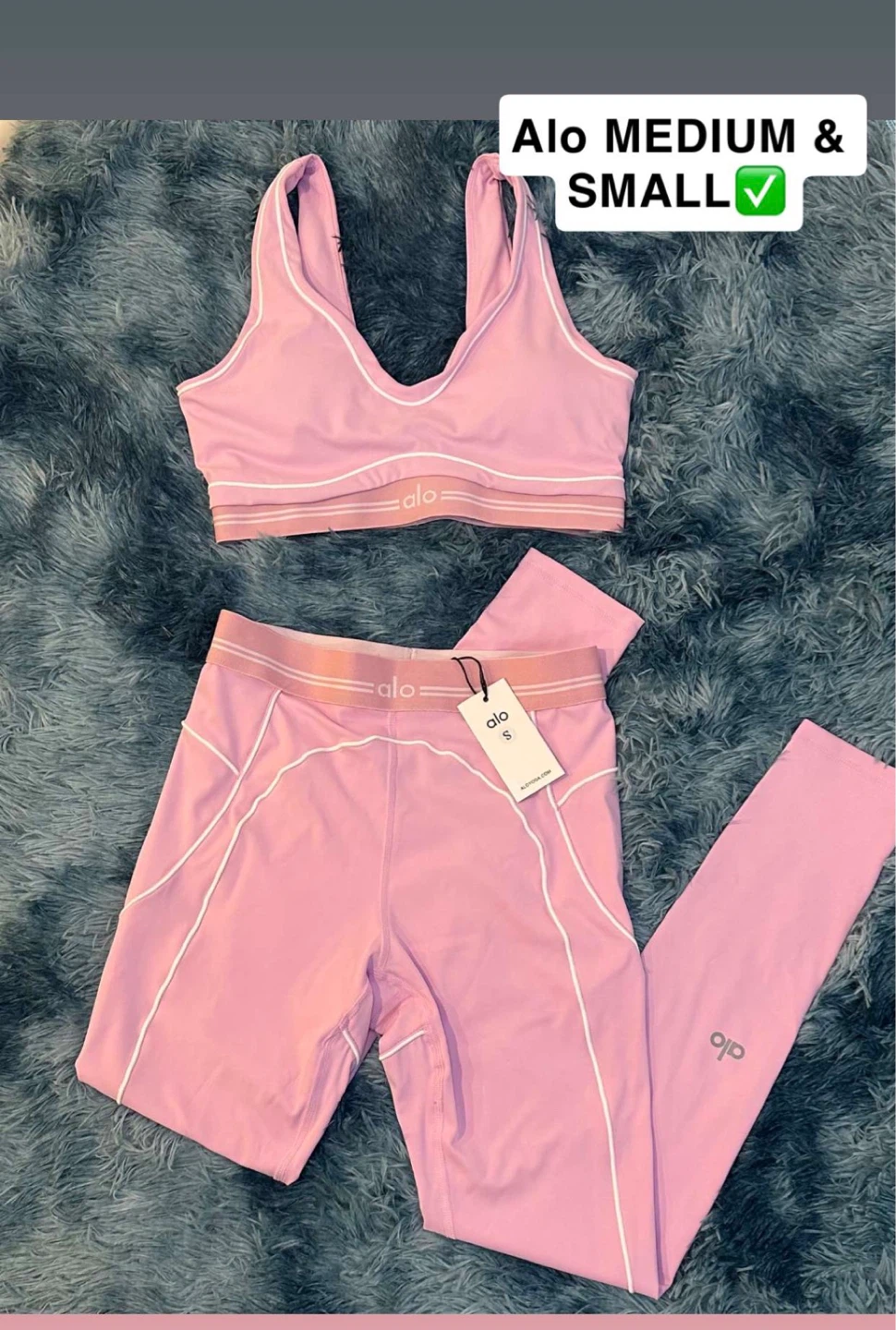 Alo Yoga Pink Sports Bra & Leggings Set - Medium & Small
