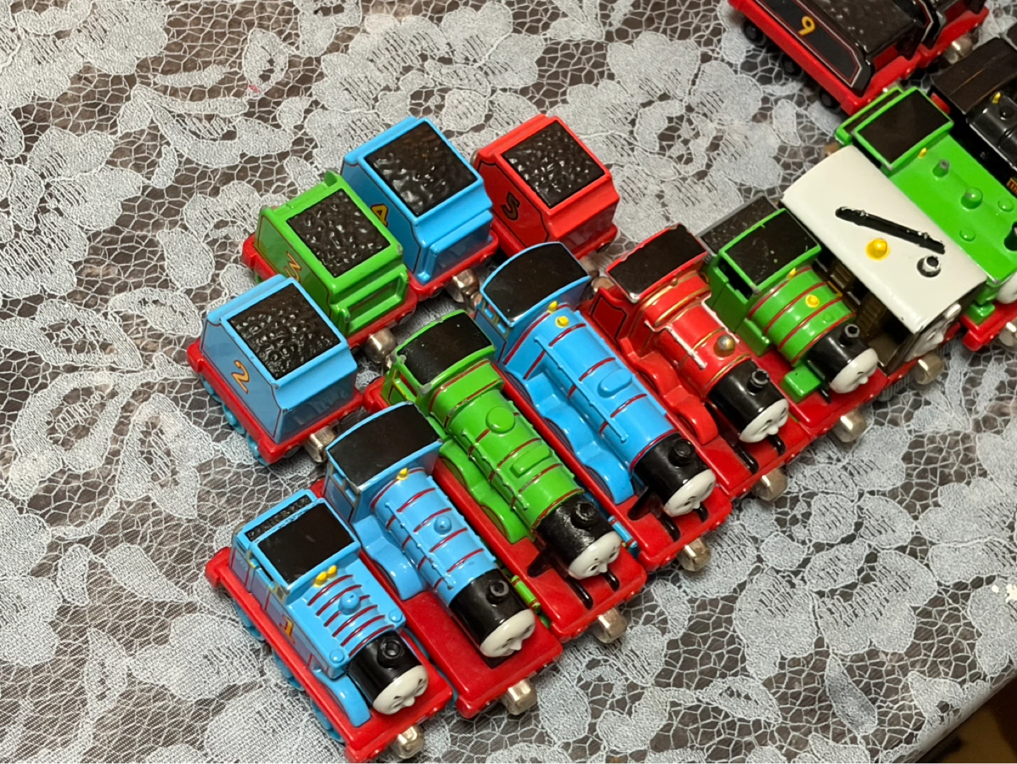 Thomas The Tank Engine & Friends Take Along Lot 1 - photo 3