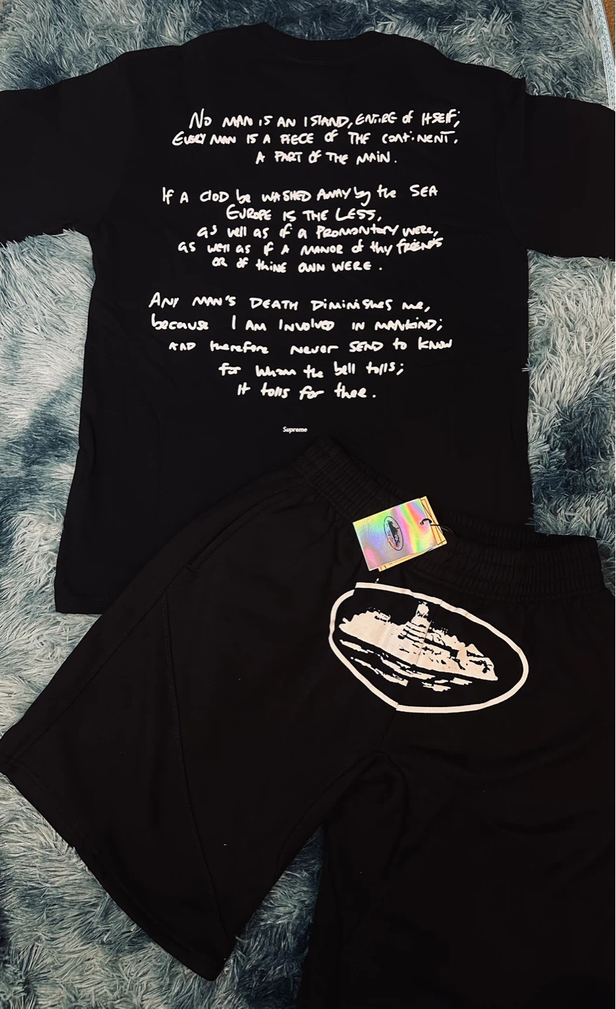 Supreme T-Shirt & Shorts Set - photo 2
