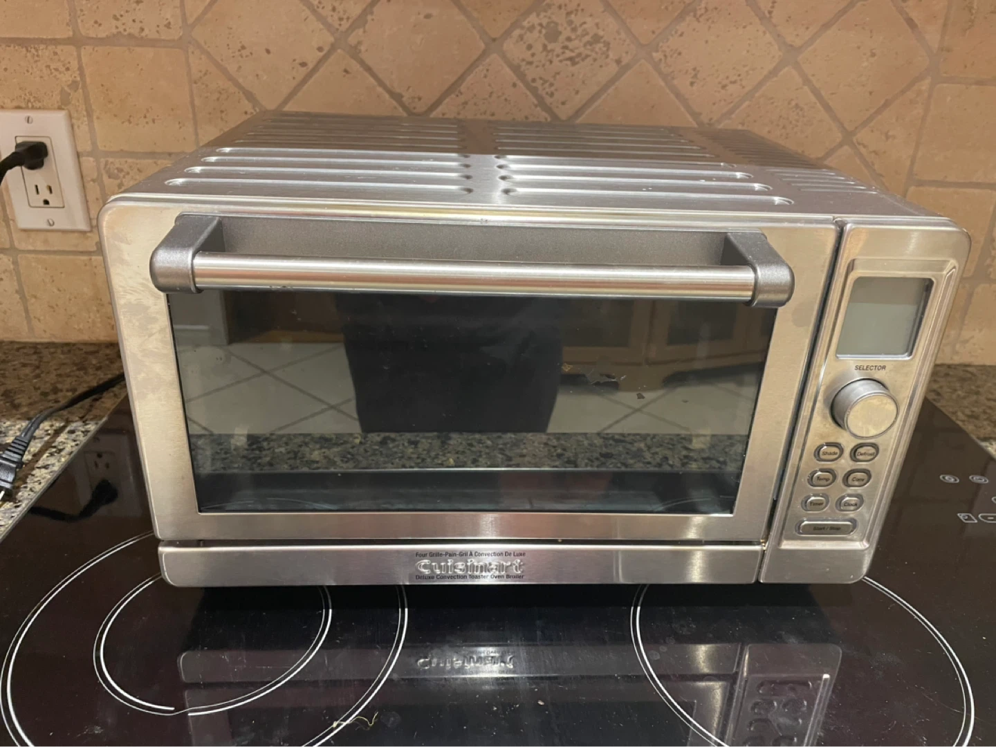 Cuisinart Deluxe Convection Toaster Oven Broiler TOB-135C - photo 3