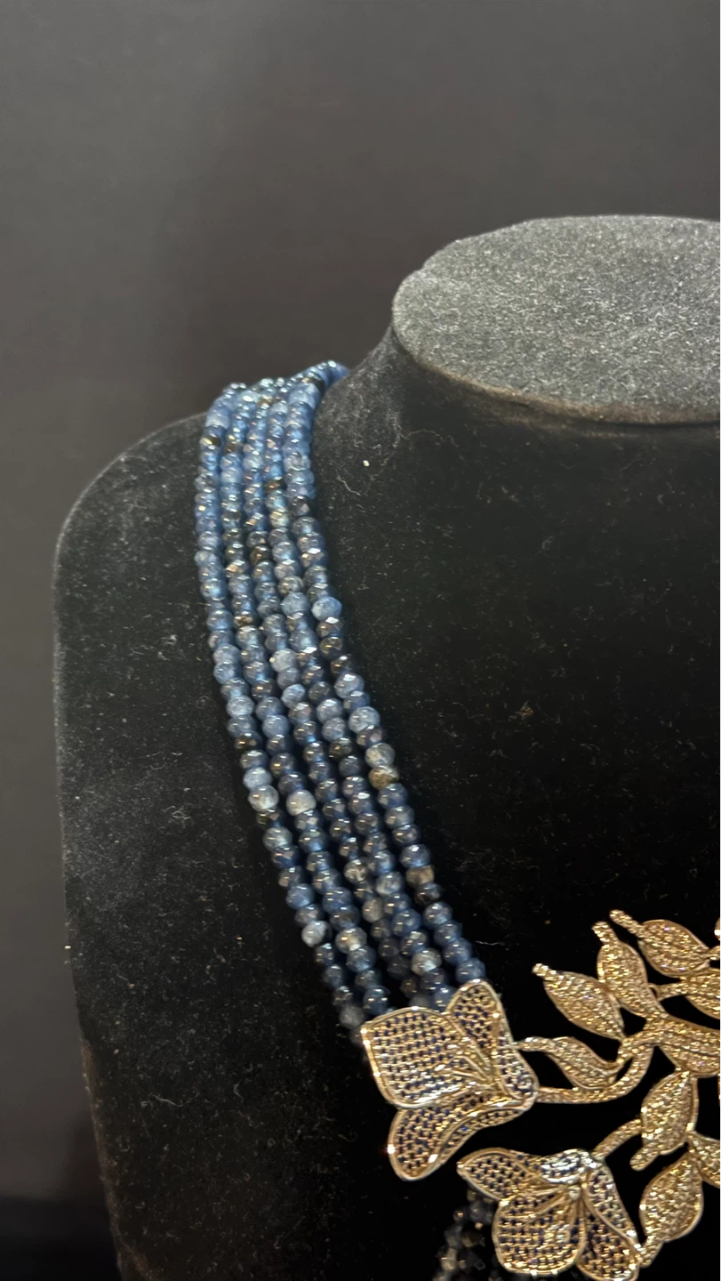 Semi precious Blue Beaded Necklace with Floral Clasp - photo 3