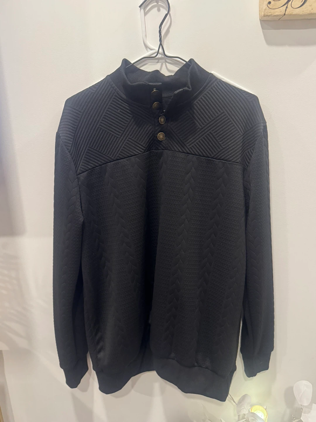 Men's Black Textured Mock Neck Pullover. Size Med - photo 2