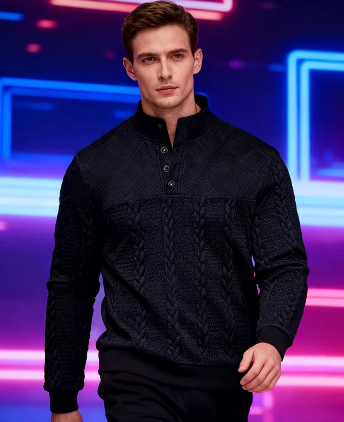 Men's Black Textured Mock Neck Pullover. Size Med