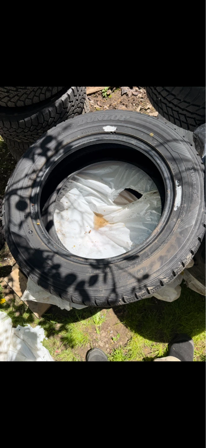 Dunlop Winter Tires - 195/60 R15 88Q - All 4 Tires Included - photo 2