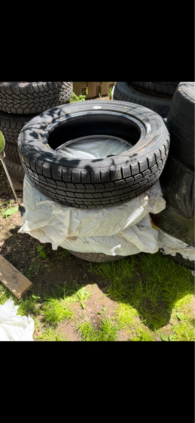 Dunlop Winter Tires - 195/60 R15 88Q - All 4 Tires Included