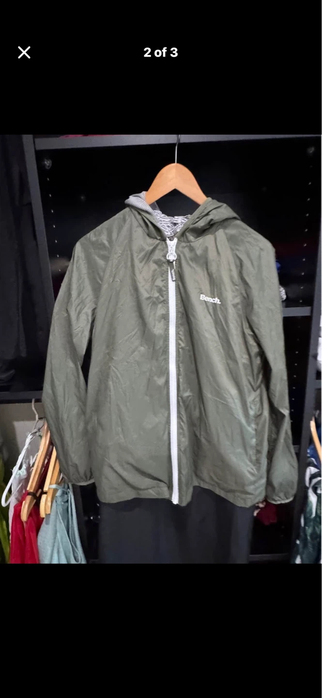 Bench. Lightweight Hooded Jacket. Size Med