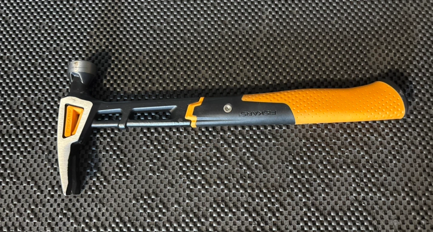 Fiskars Pro IsoCore Claw Hammer - photo 2