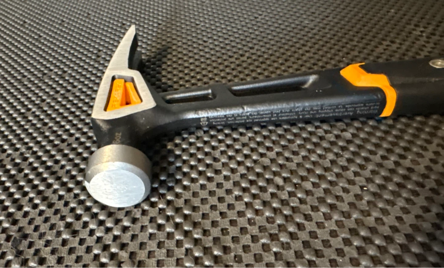 Fiskars Pro IsoCore Claw Hammer - photo 4