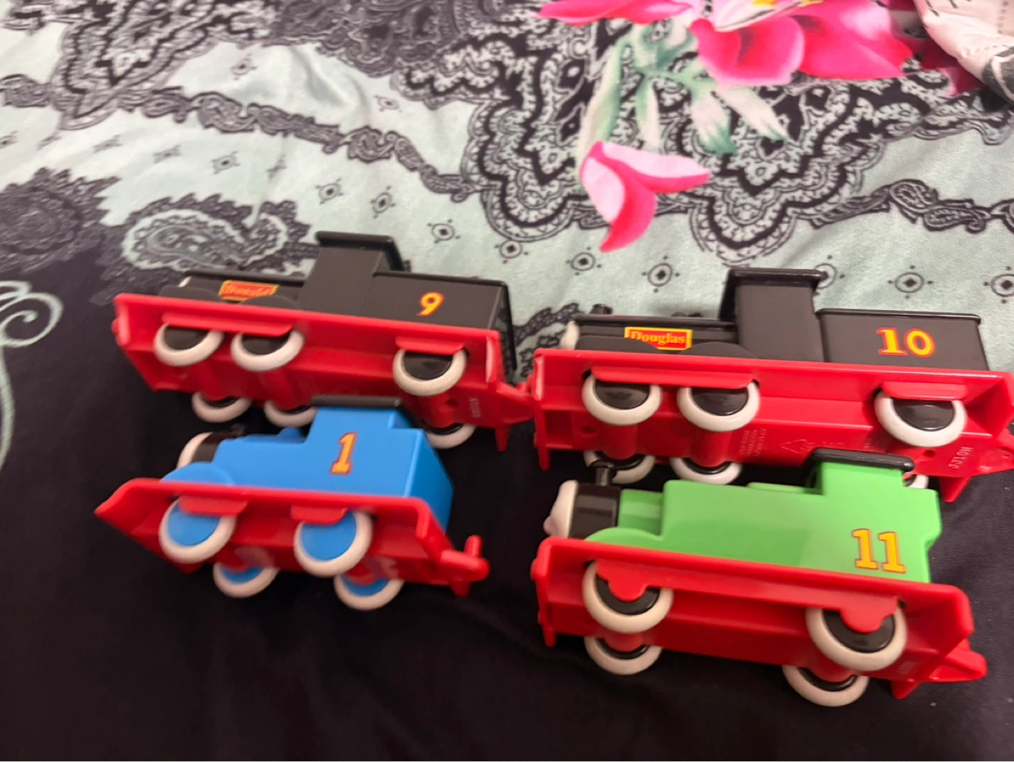 Thomas The Tank Engine & Friends Golden Bear Lot - photo 2