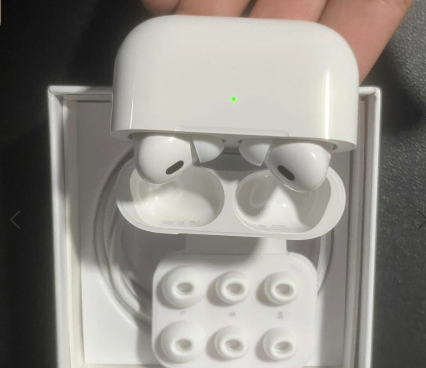 Apple AirPods Pro (2nd Generation) - photo 3