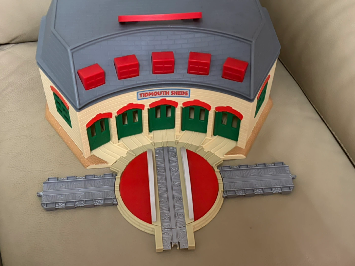 Thomas The Tank Engine & Friends Take Along Tidmouth Sheds