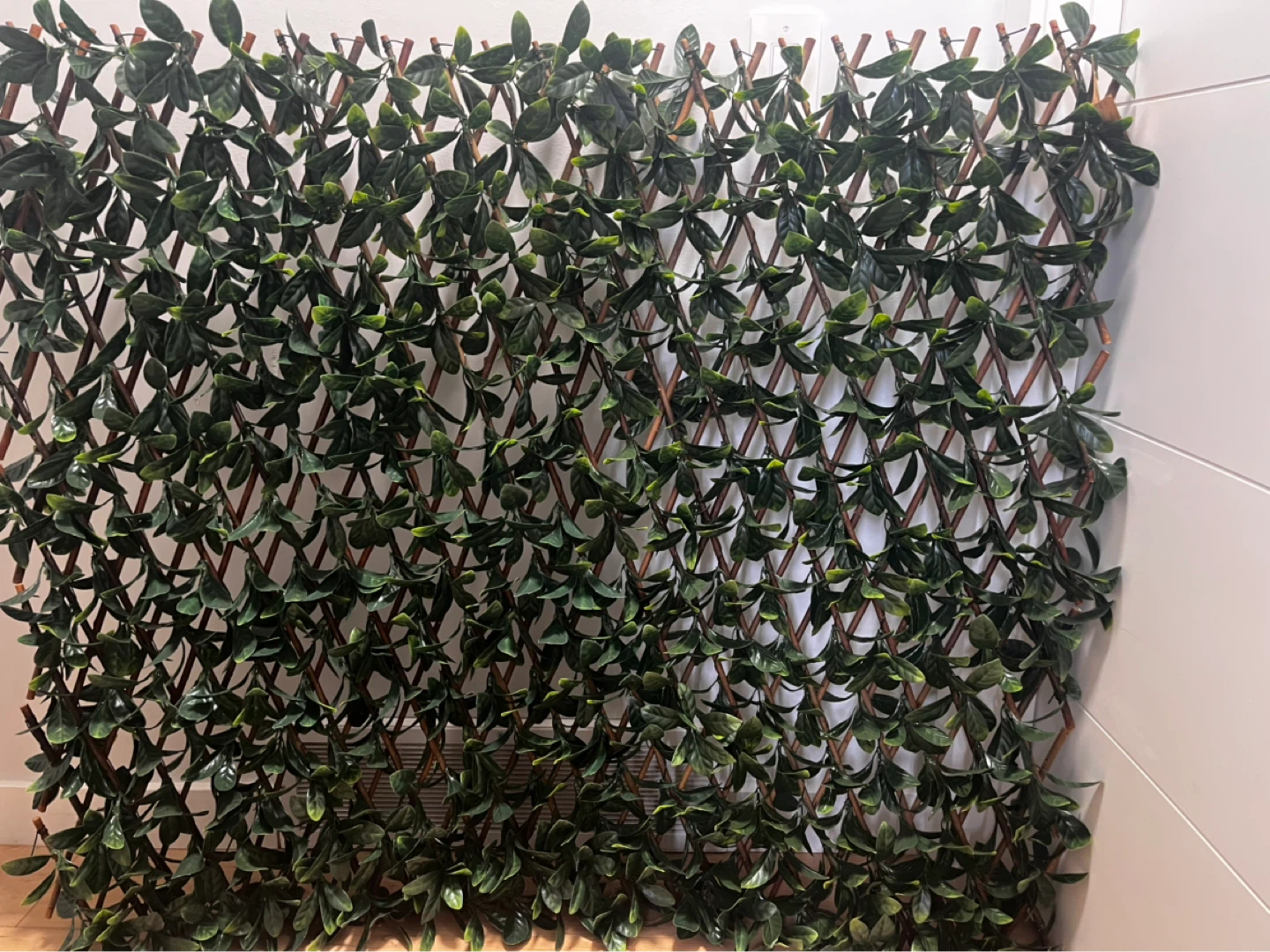 Expandable Faux Leaf Privacy Screen - photo 2