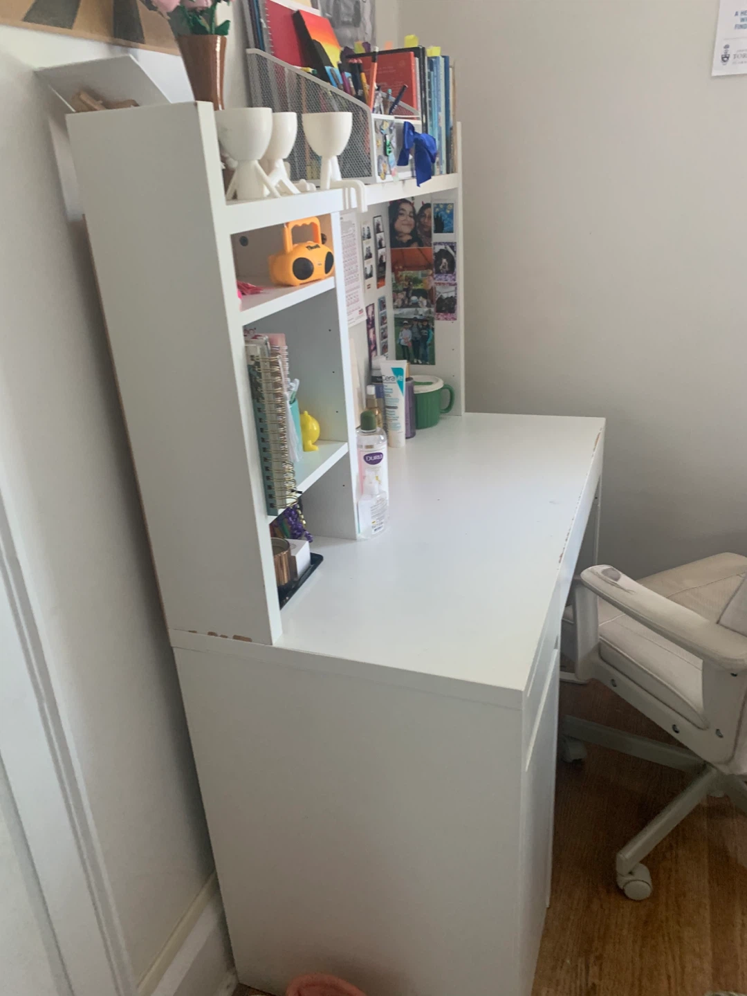 Bookshelf - photo 2