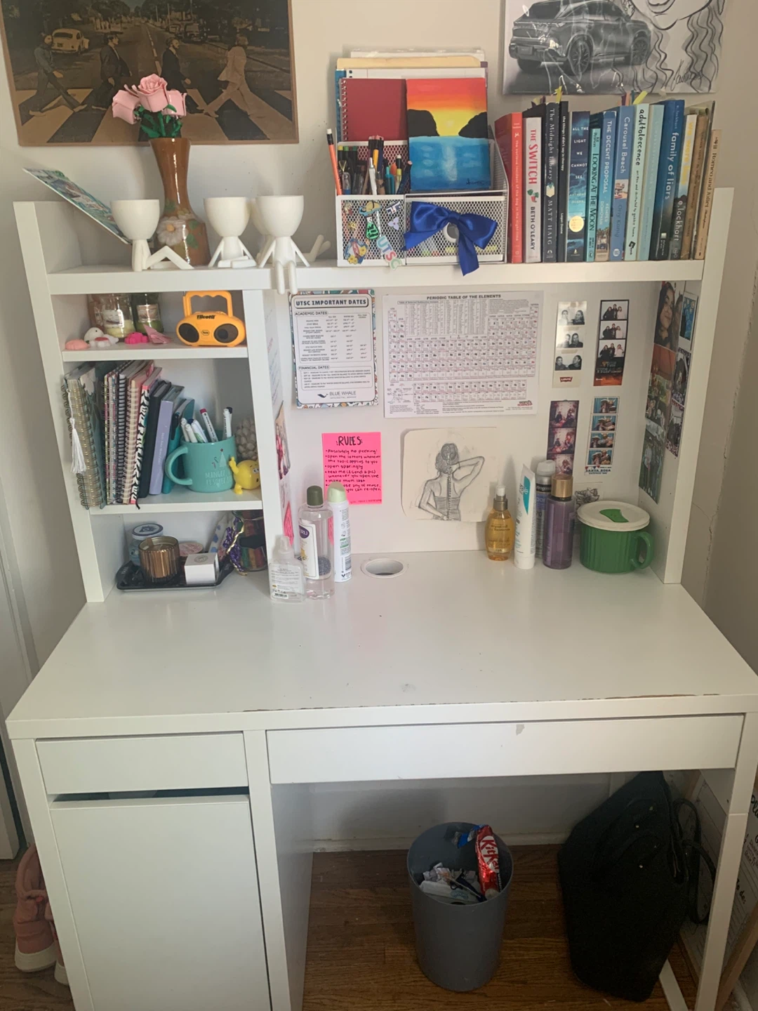 Bookshelf