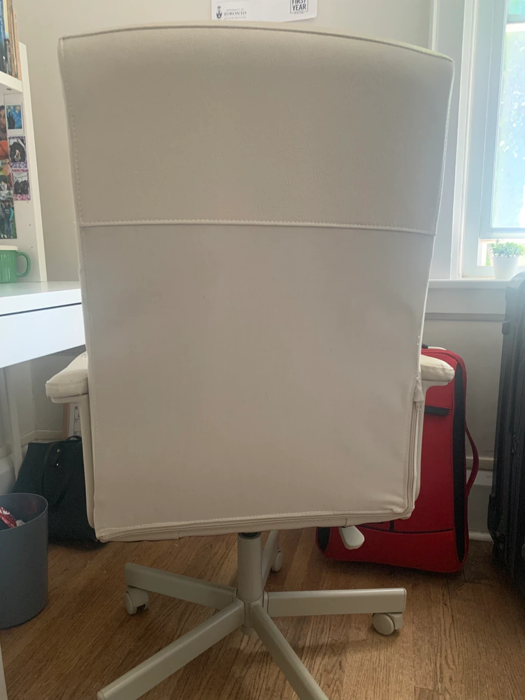 White Office Chair - photo 2
