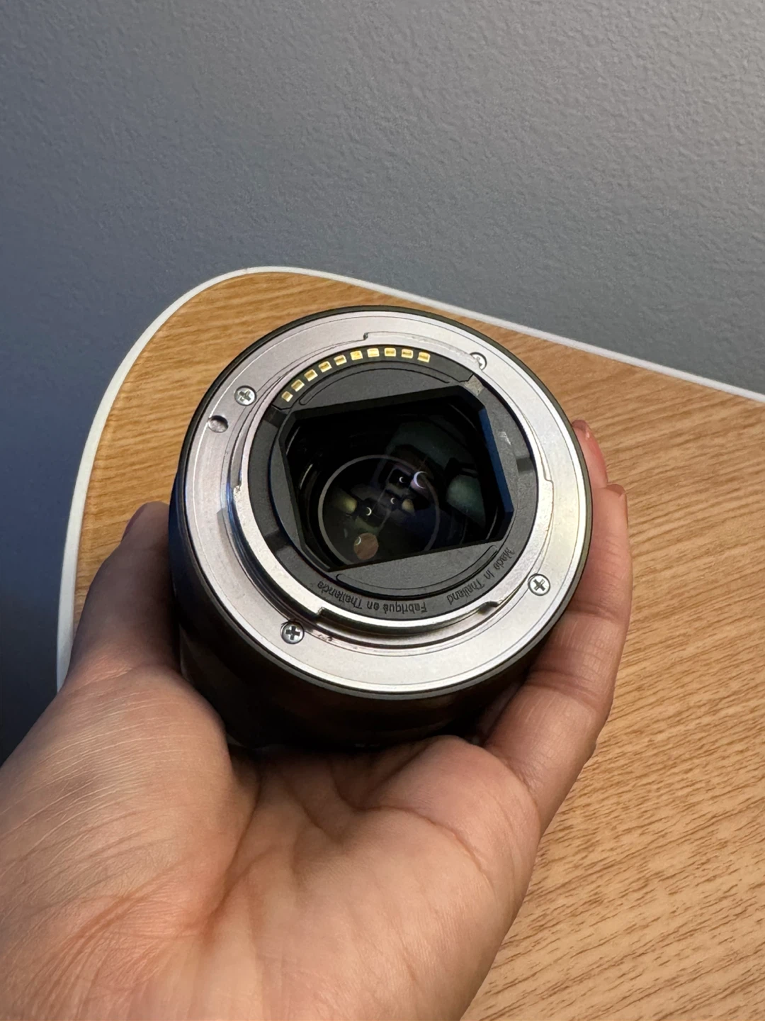 Sony Carl Zeiss Sonnar T* FE 55mm f/1.8 ZA Lens - photo 2