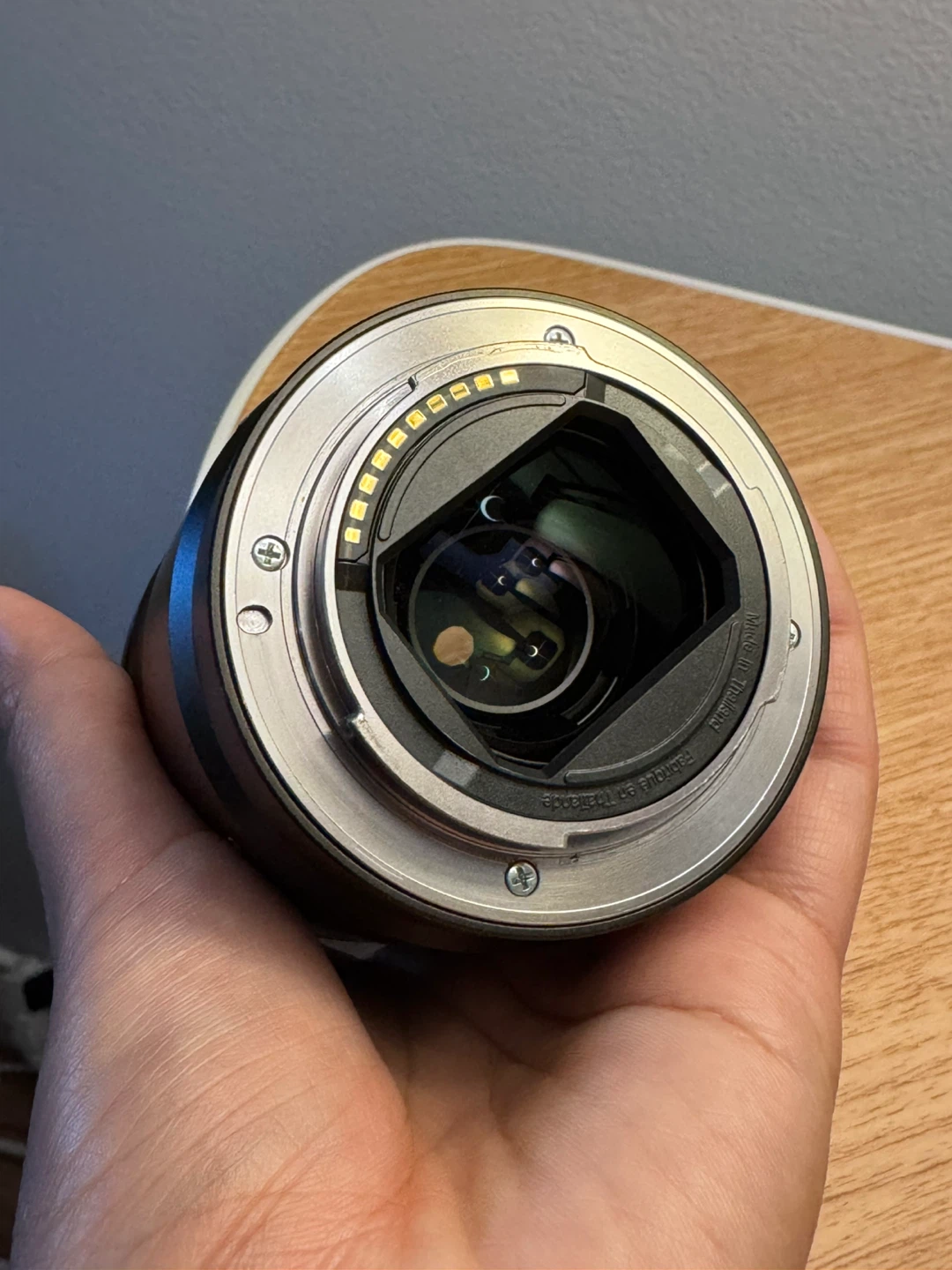 Sony Carl Zeiss Sonnar T* FE 55mm f/1.8 ZA Lens - photo 4