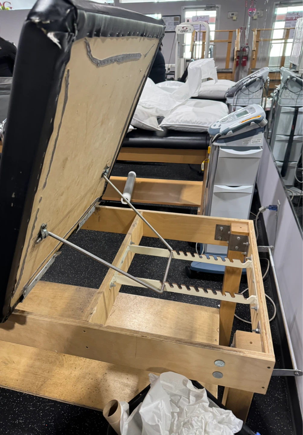 Padded Treatment Table - photo 3