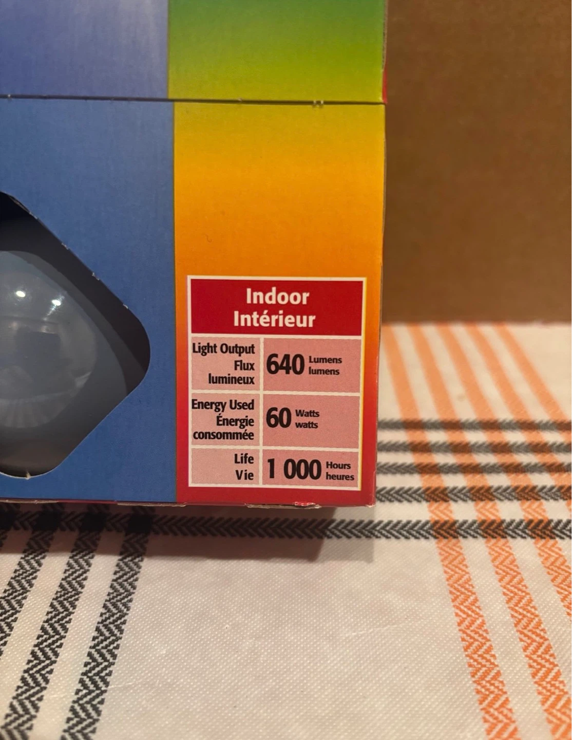 Sylvania Daylight 60W A19 Light Bulbs 4-Pack – 640 Lumens - photo 5