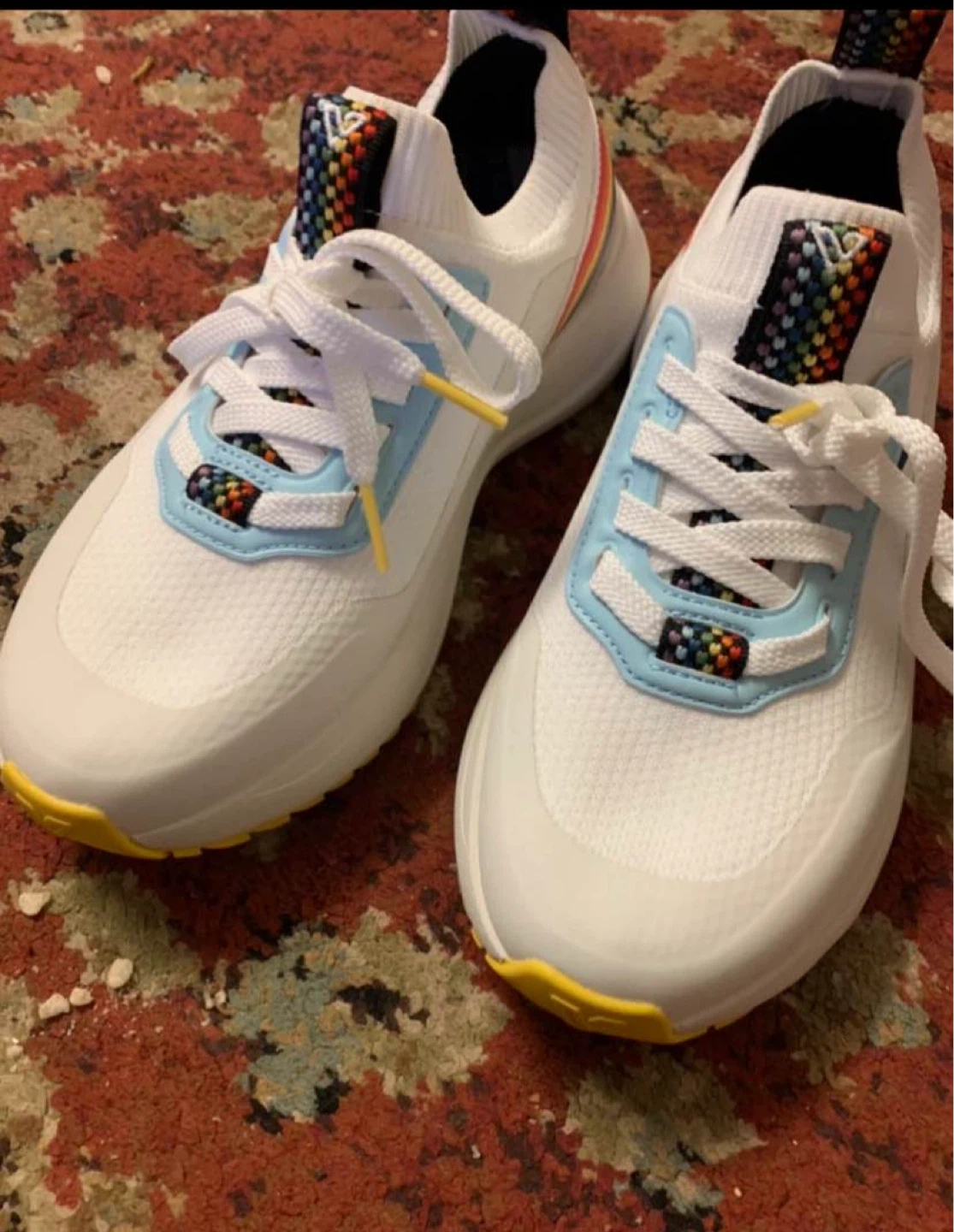 Yessi Stormburst Low Top Sneakers - photo 2
