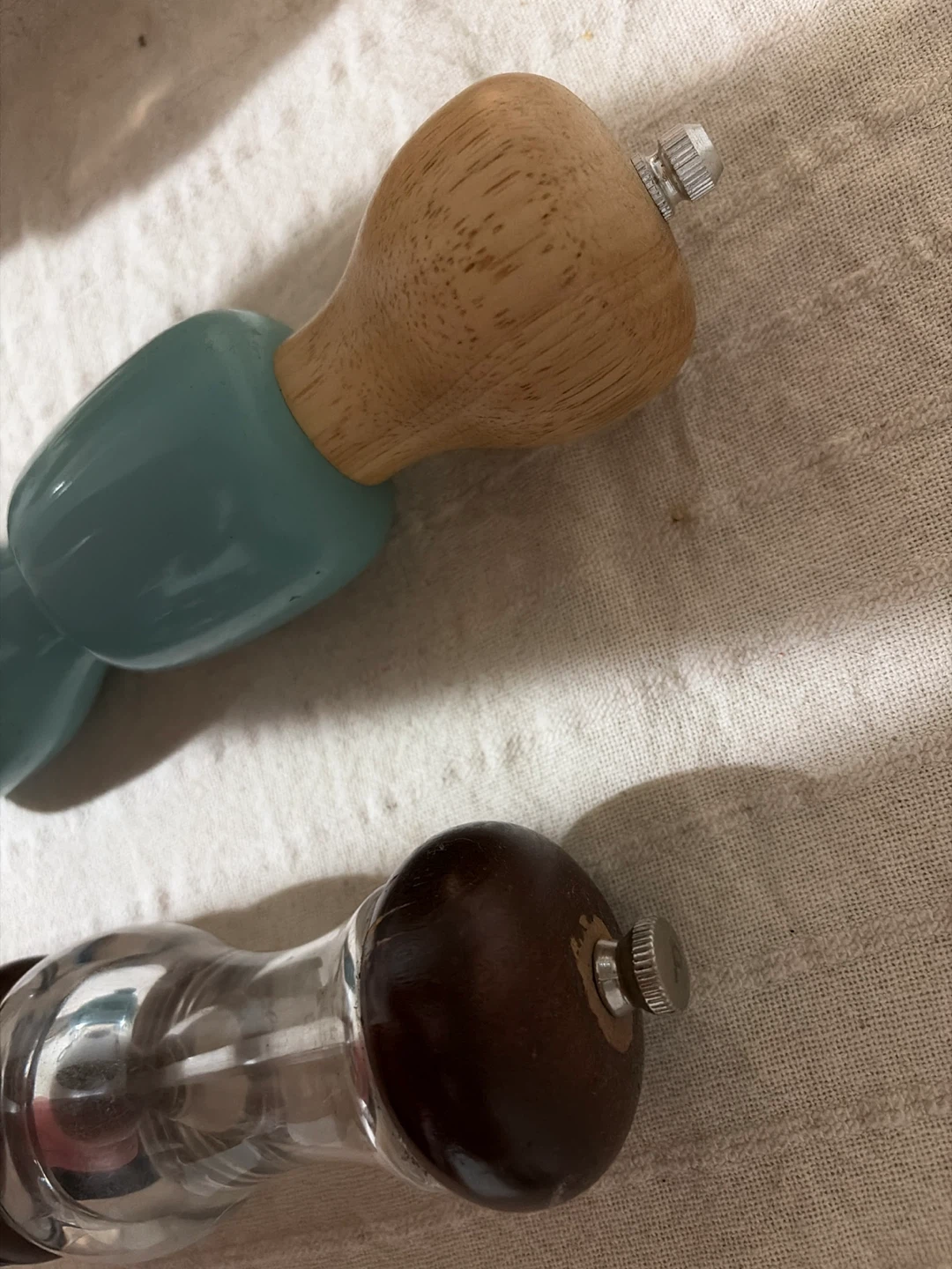 Salt and Pepper Grinders Set - photo 3