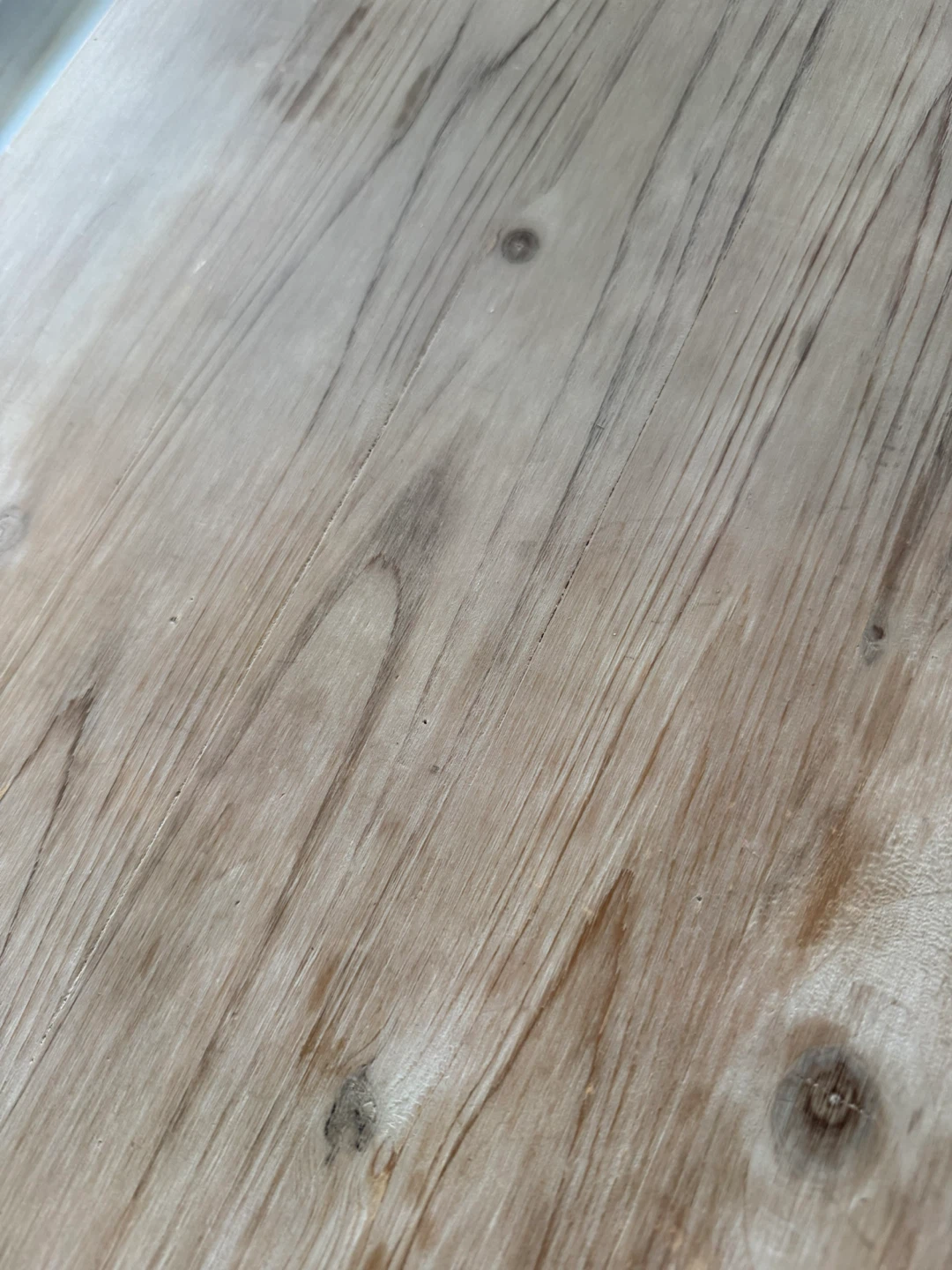 Accent table - photo 2
