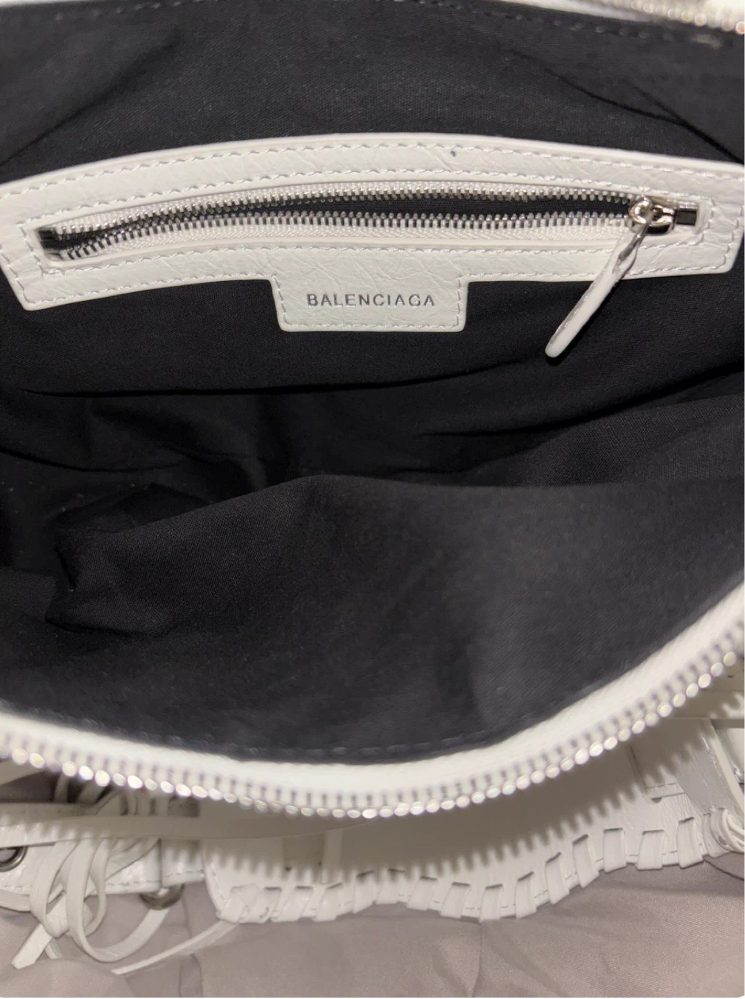 Balenciaga White Leather Shoulder Bag - photo 2