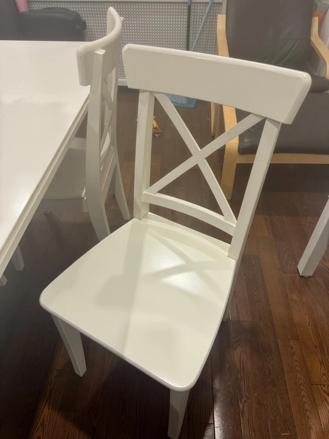 Dining Table and 4 Chairs - photo 3