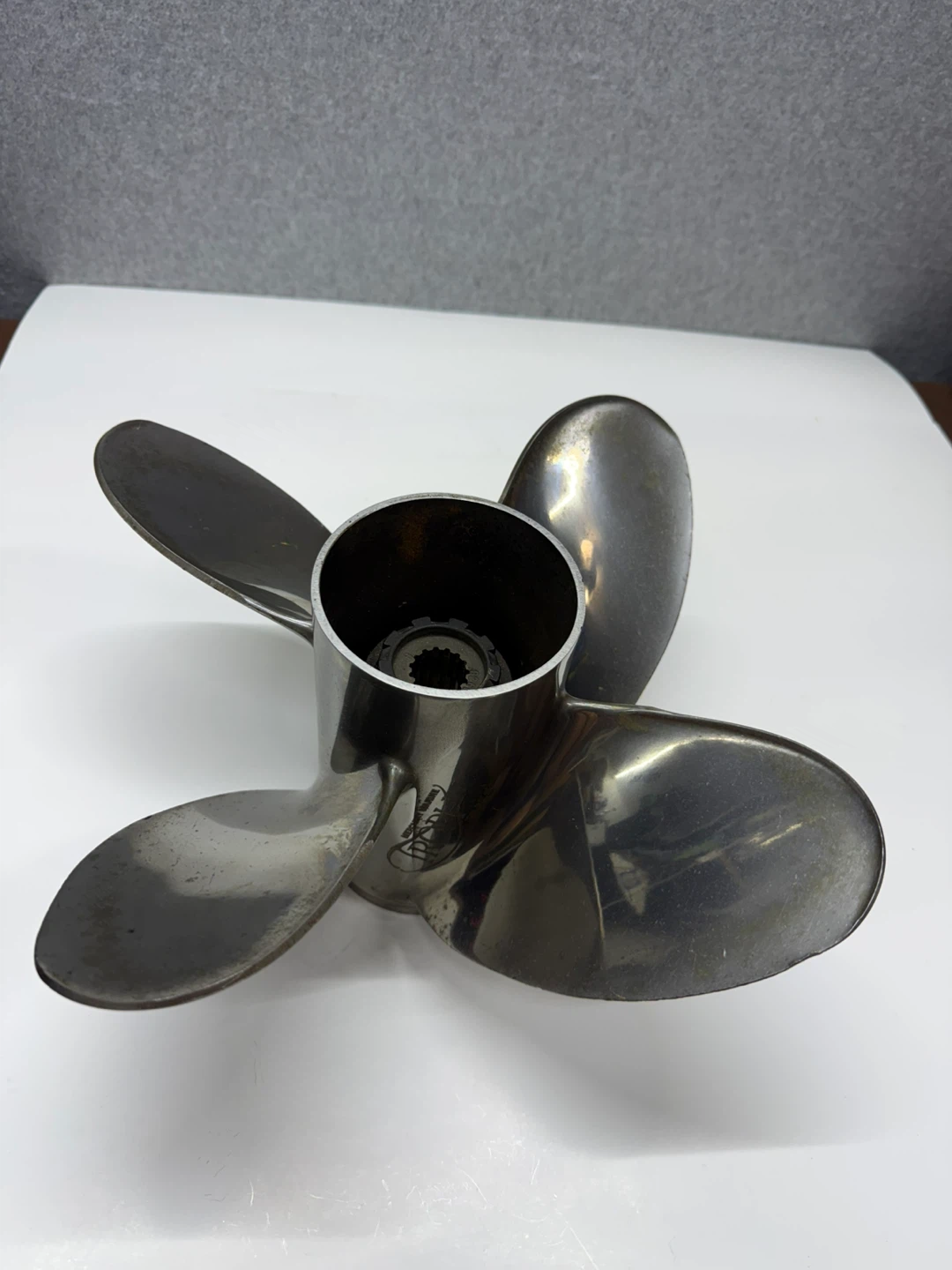 Mercury Trophy Plus 48-825934A46 21P 4 Blade