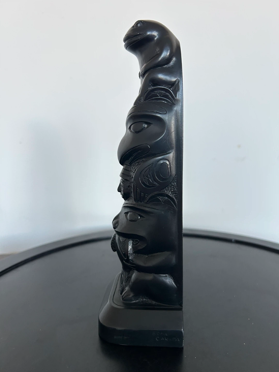 Vintage BOMA Canada Totem Pole Sculpture –  Resin 8” - photo 4