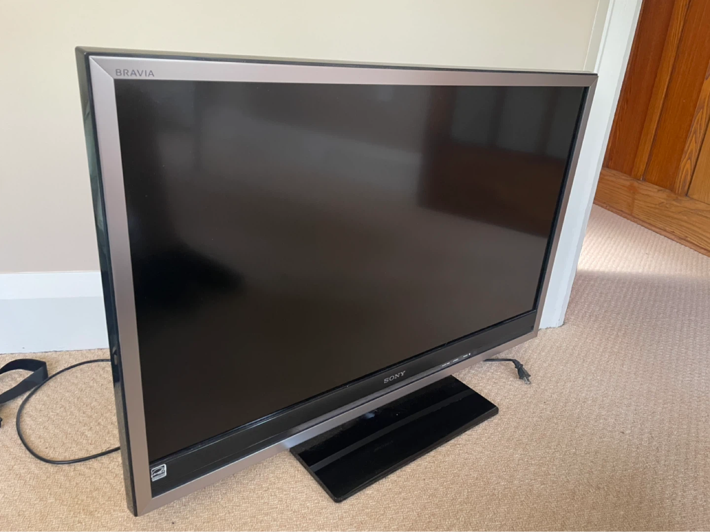 Sony BRAVIA LCD Digital Color TV