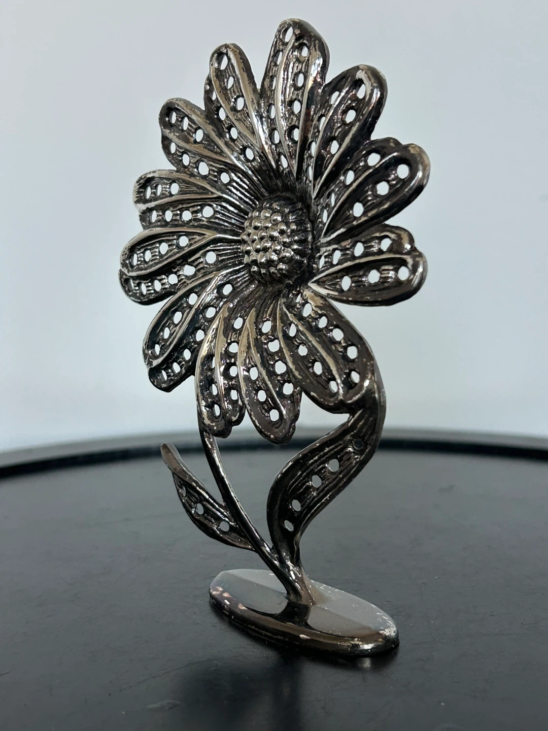 Vintage Silver-Tone Daisy Flower Figurine / Earring  Display - photo 3