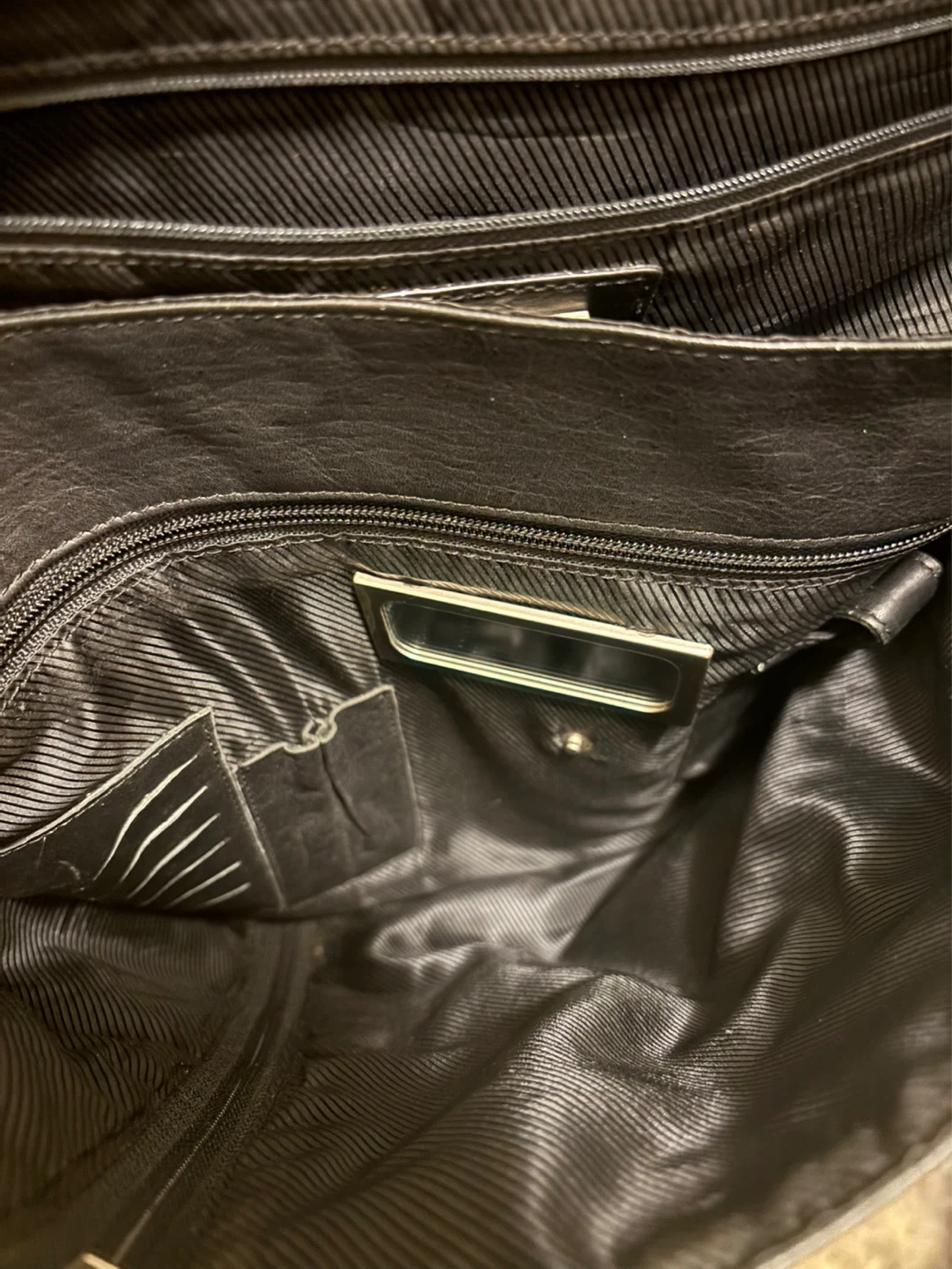 Danier Black Leather Briefcase - photo 5