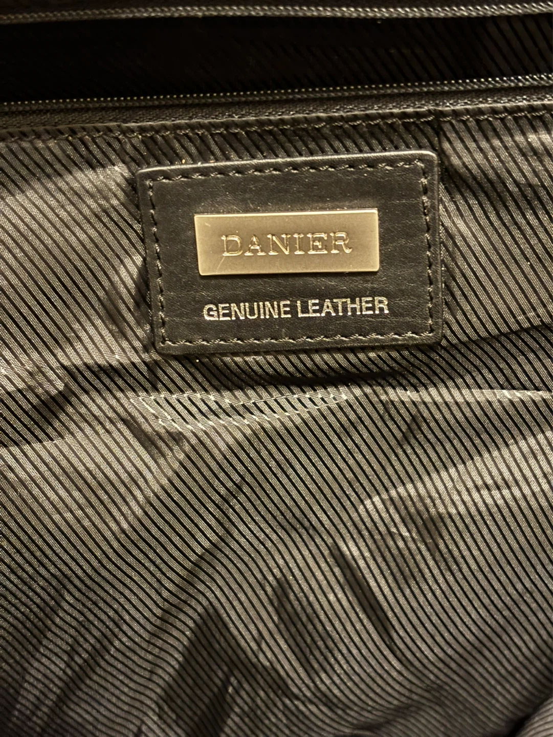 Danier Black Leather Briefcase - photo 4