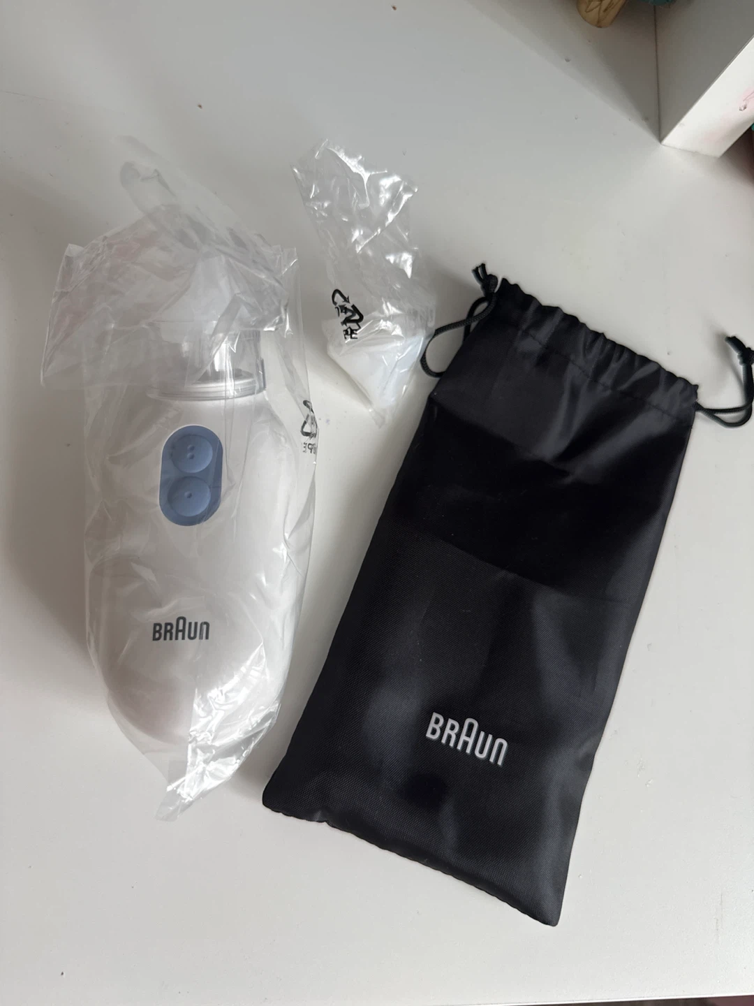 Braun Epilator with Travel Pouch