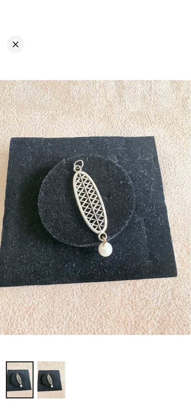 Pendant Necklace with Pearl Accent