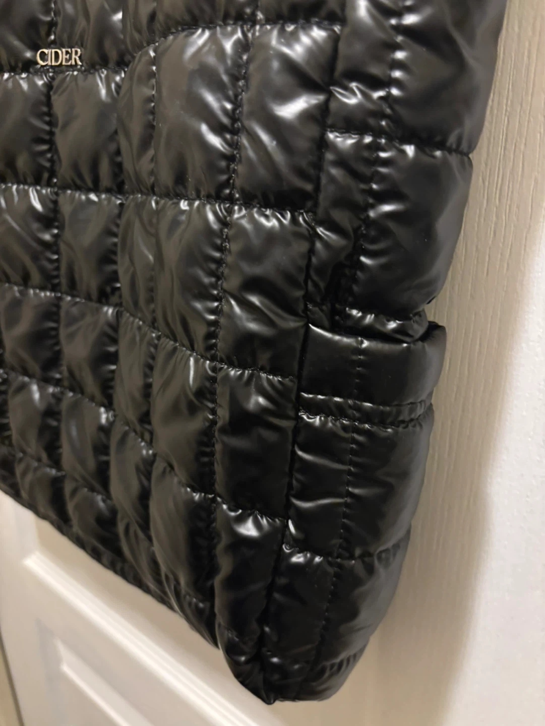 CIDER Black Puffer Tote Bag - photo 2
