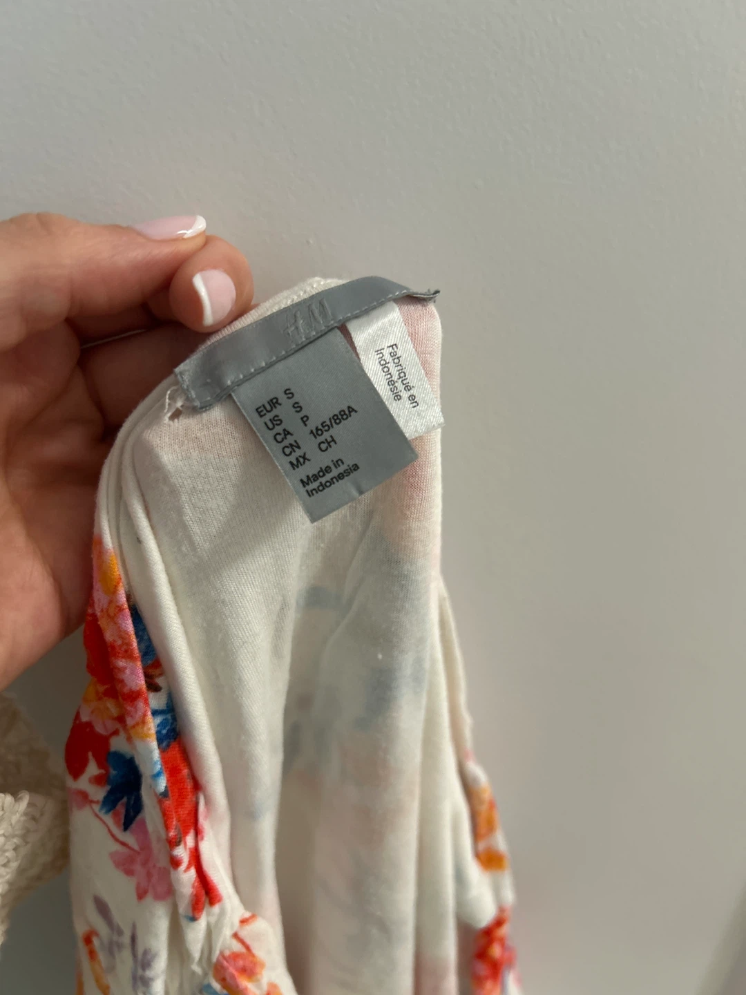 H&M Floral Sleeveless Top - Small - photo 2