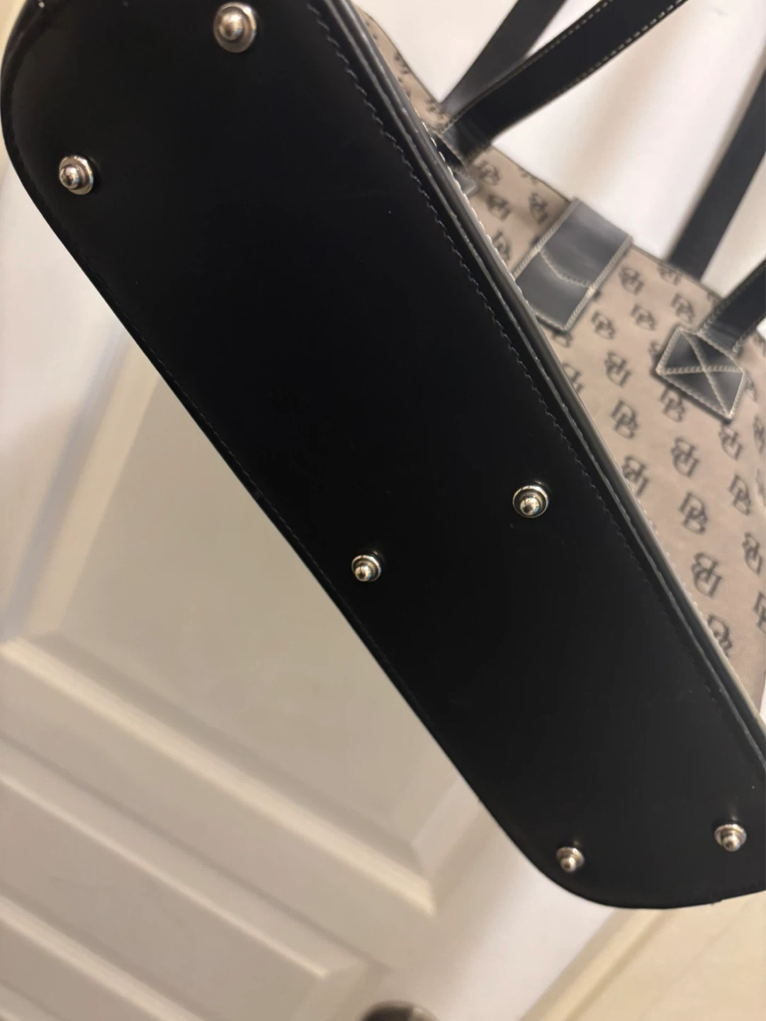 Dooney & Bourke Monogram Tote Bag - photo 3