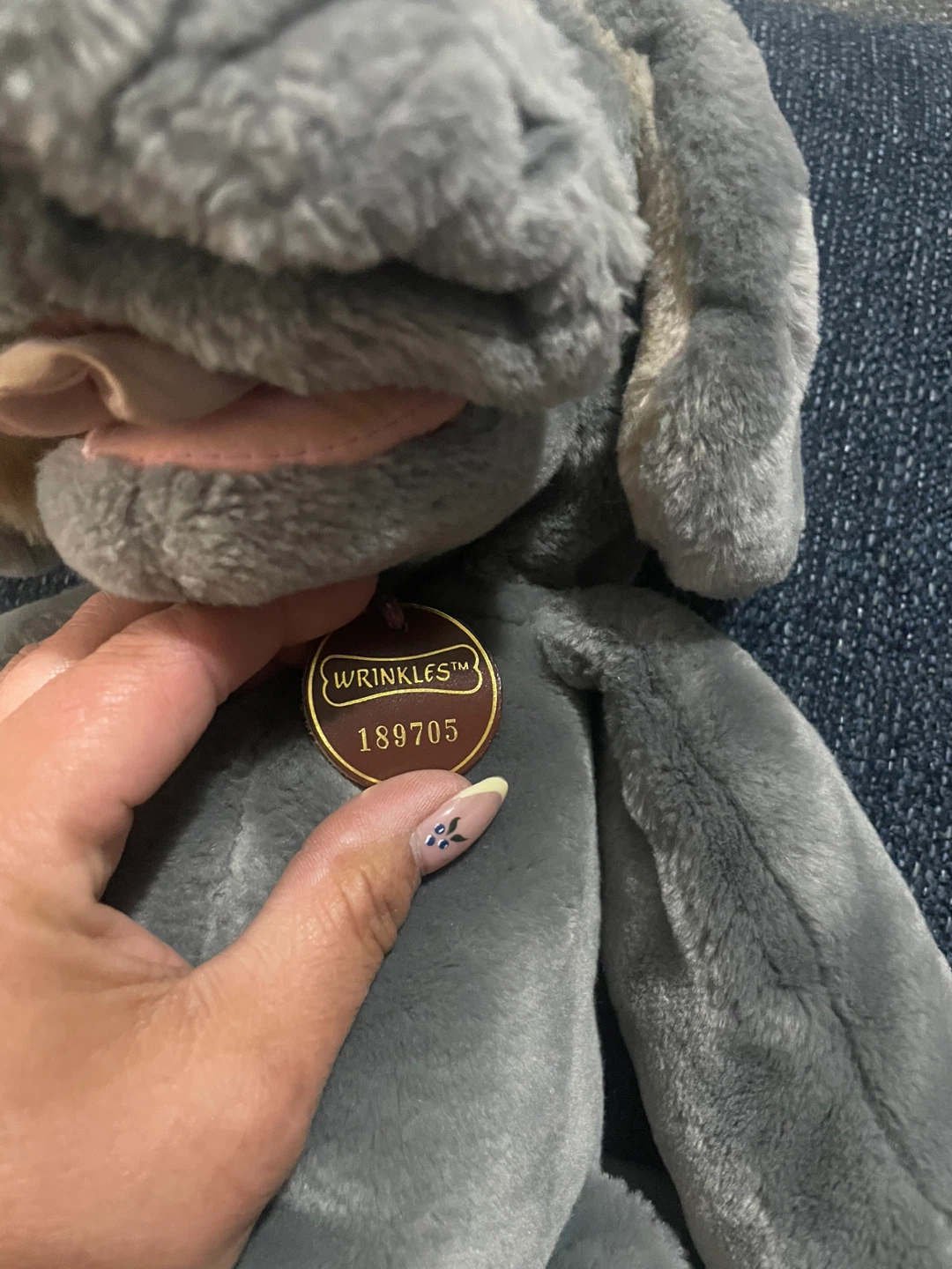 Vintage Wrinkles Plush Dog Toy - photo 3