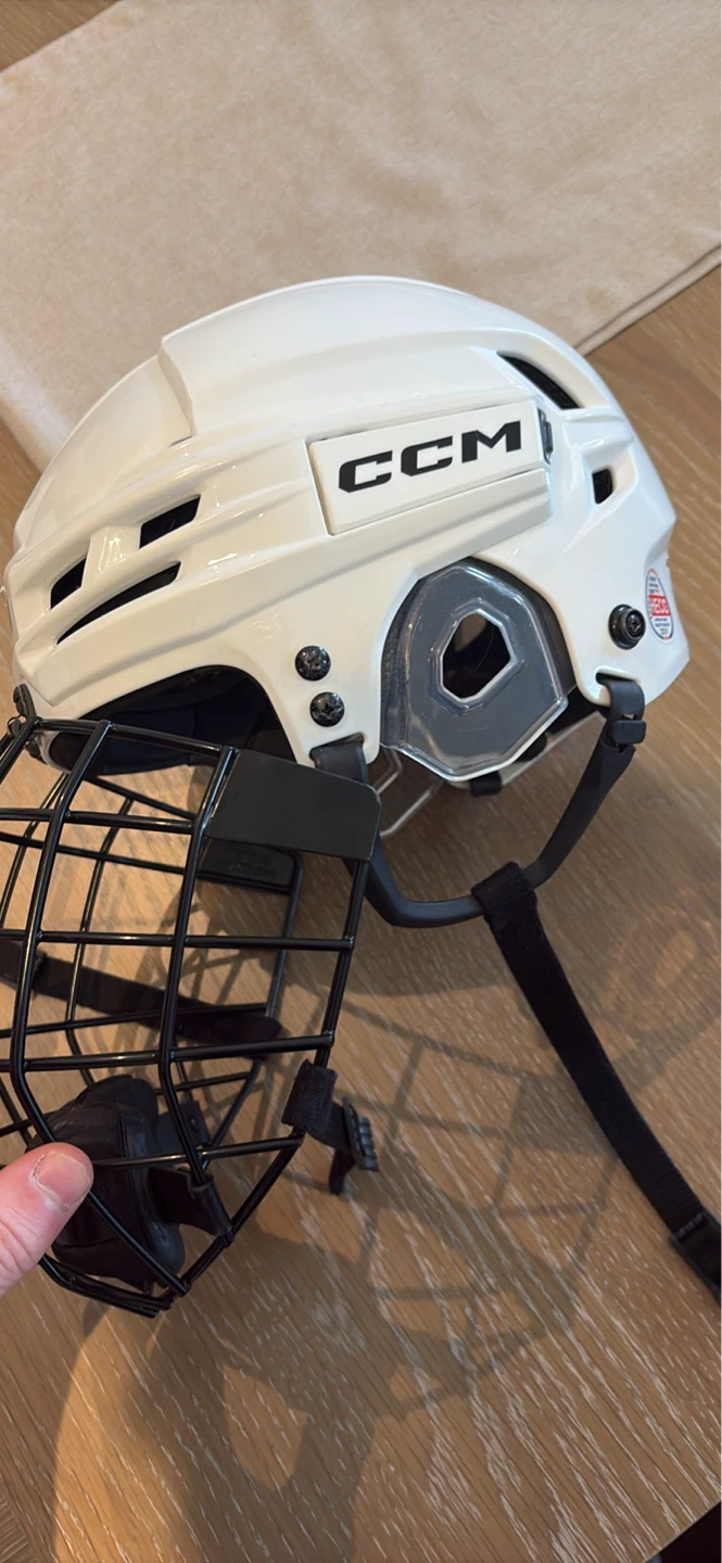 CCM Tacks 720 Hockey Helmet with Cage - photo 2