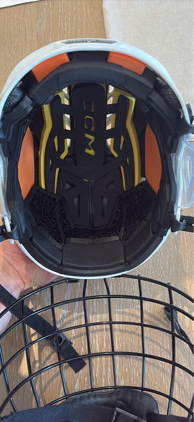 CCM Tacks 720 Hockey Helmet with Cage - photo 5