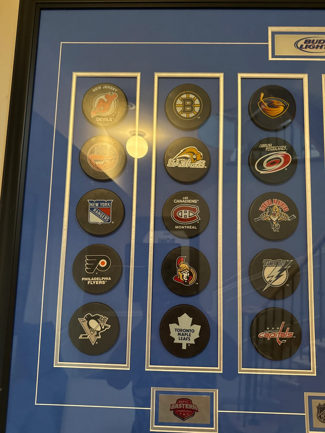 Bud Light NHL Hockey Puck Display Frame - photo 4