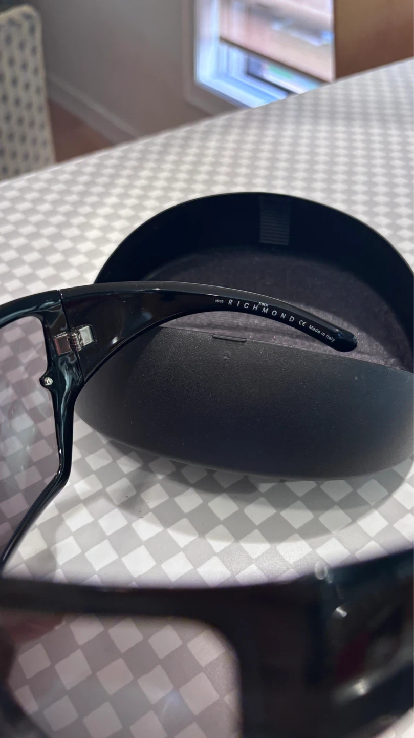 John Richmond JR54701 Sunglasses - photo 4