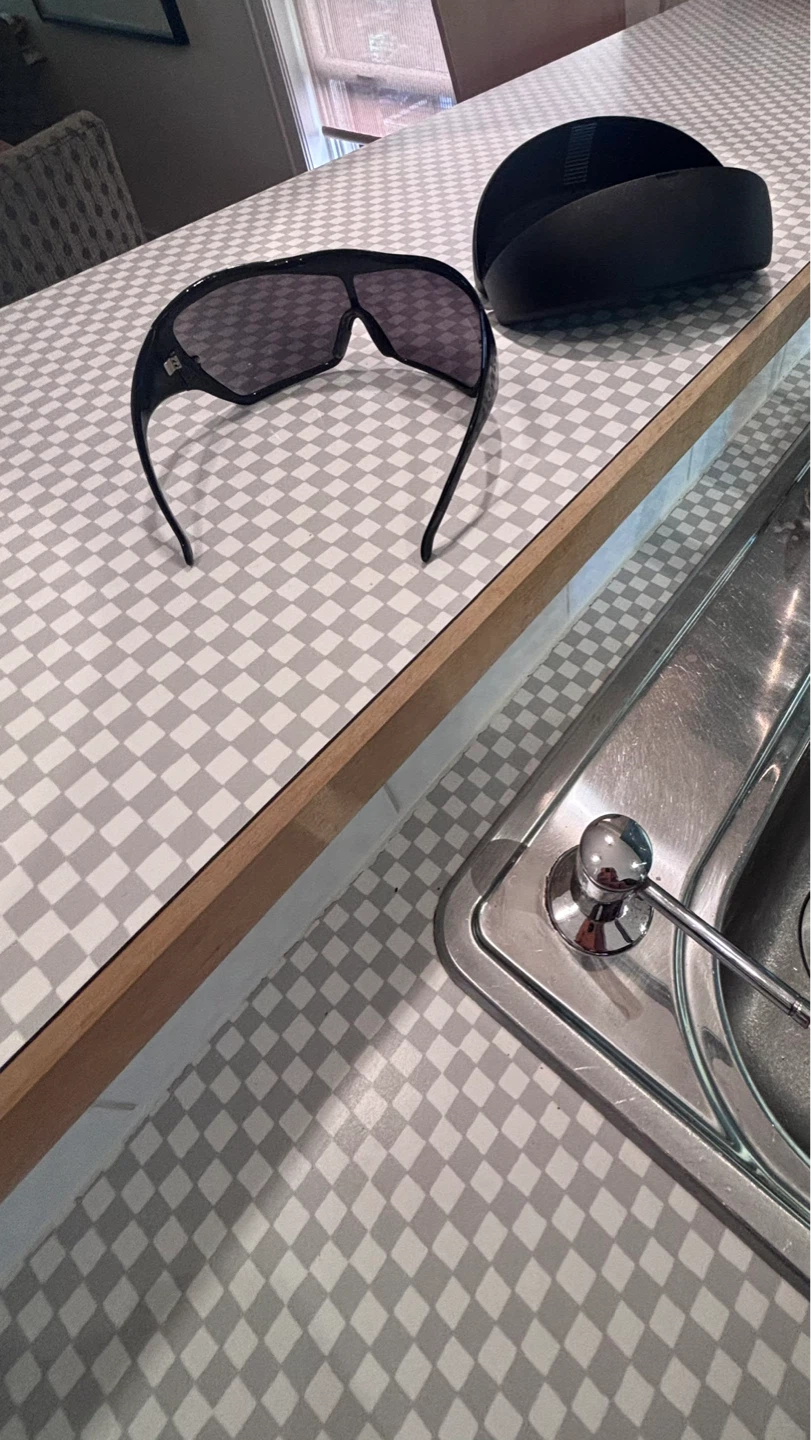 John Richmond JR54701 Sunglasses - photo 2