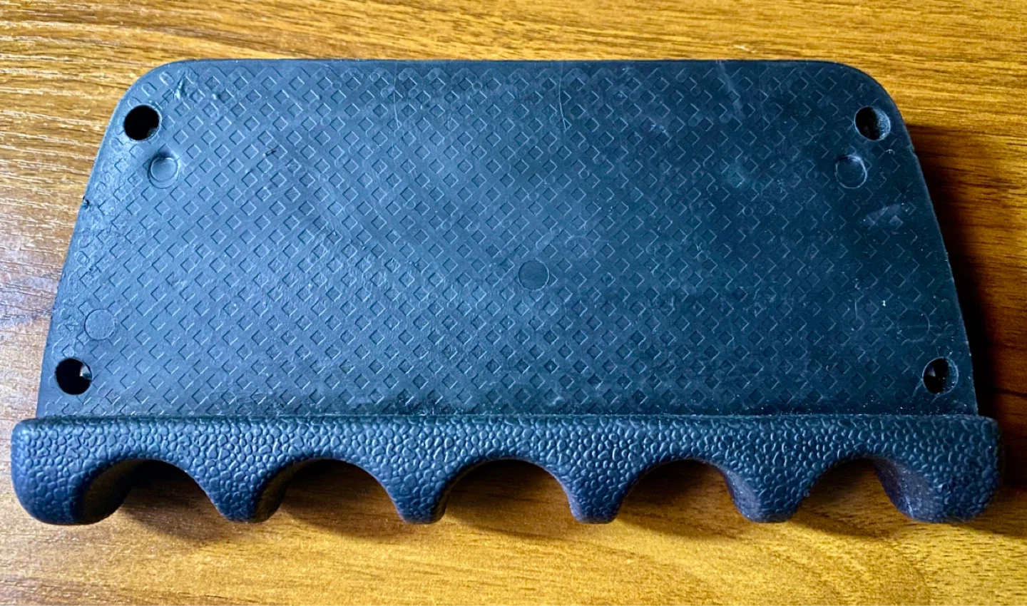 Crown Me Pool Cue Rack Holder - photo 2